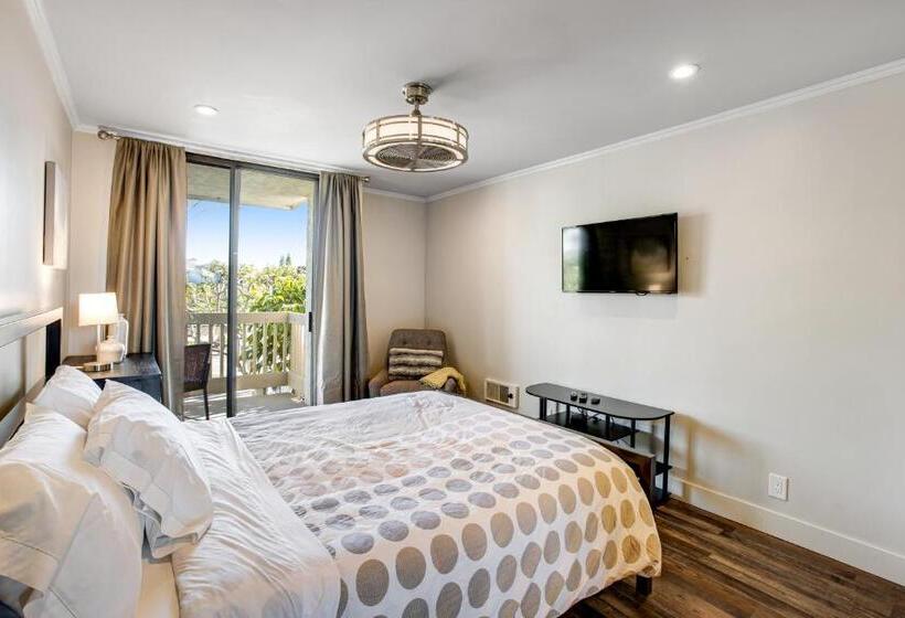 فندق North Coast Village