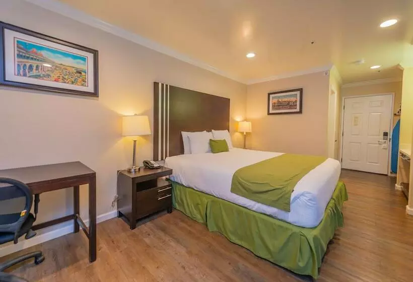 酒店 Ocean Pacific Lodge