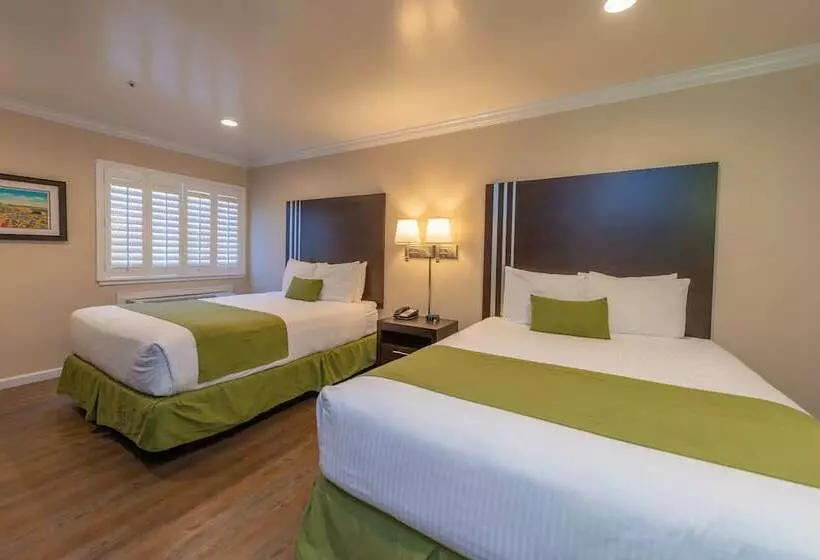 酒店 Ocean Pacific Lodge