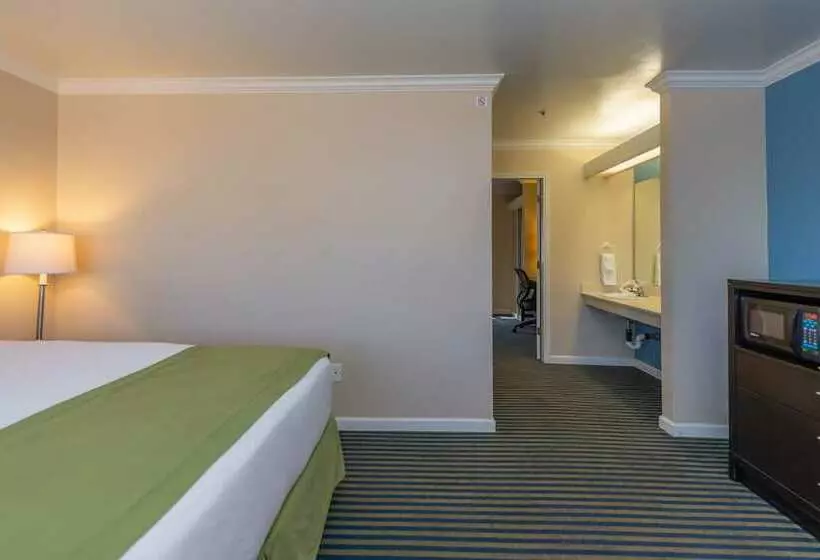 酒店 Ocean Pacific Lodge