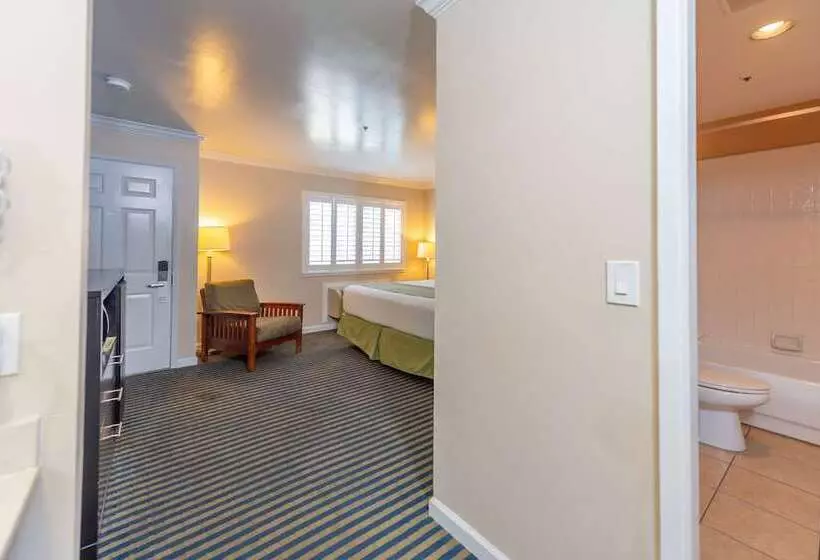 酒店 Ocean Pacific Lodge