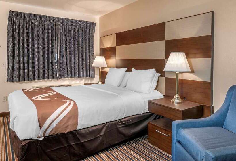 בית מלון כפרי Quality Inn Central Roseburg