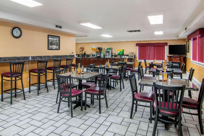 בית מלון כפרי Quality Inn Central Roseburg