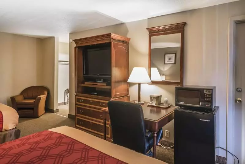 هتل Red Lion Inn & Suites Yakima