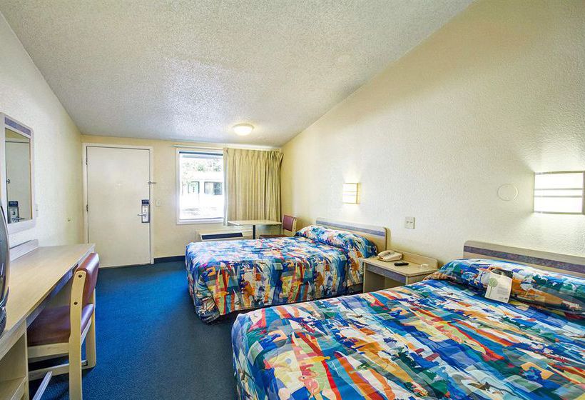 מוטל Amerivu Inn & Suites Extended Stay Aberdeen