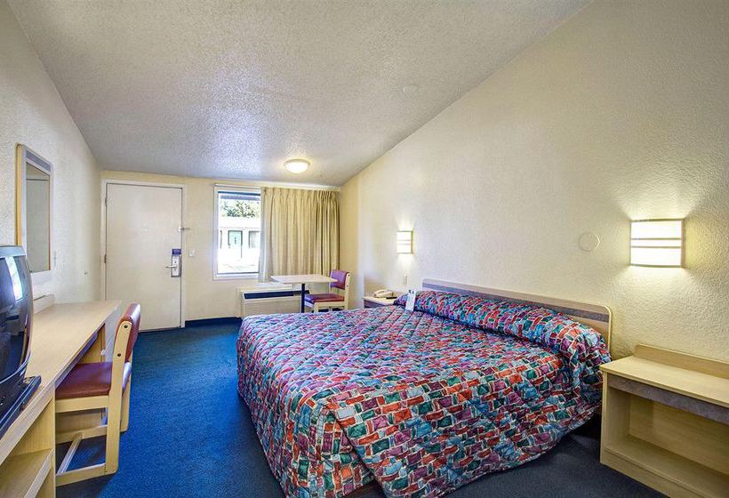 מוטל Amerivu Inn & Suites Extended Stay Aberdeen