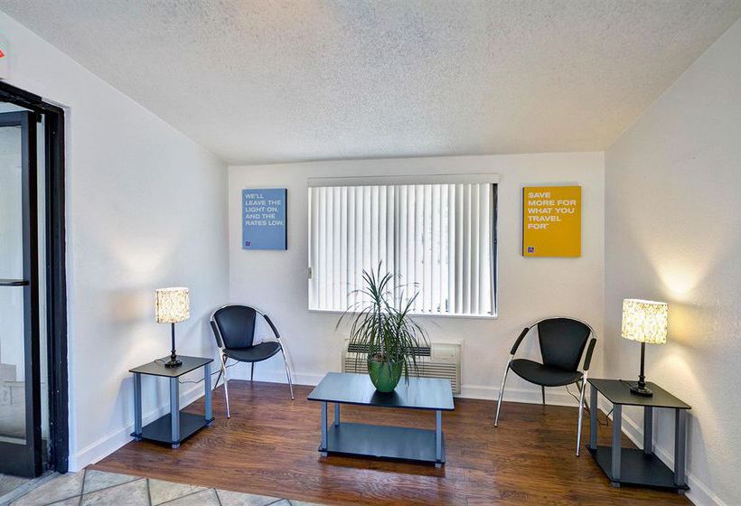 מוטל Amerivu Inn & Suites Extended Stay Aberdeen