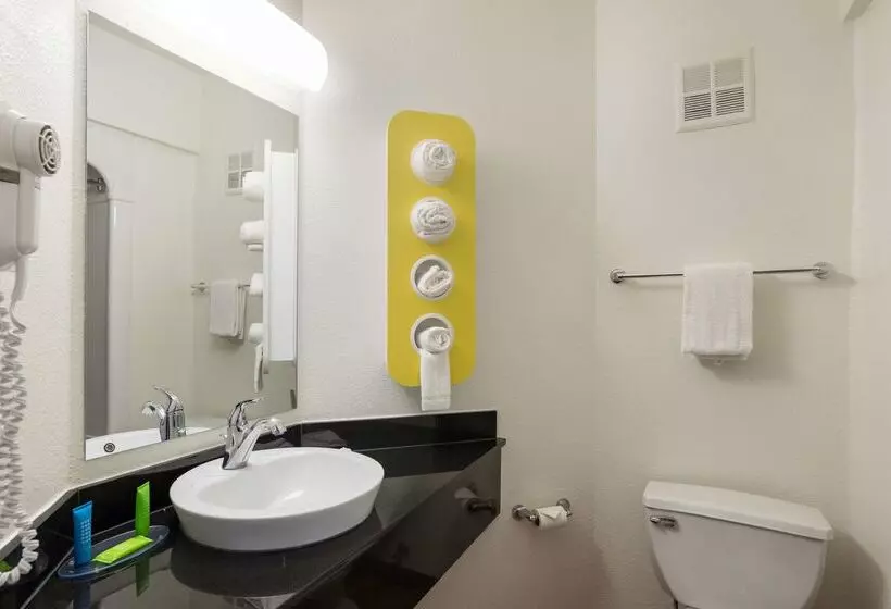 Motel 6orlando, Fl  International Dr