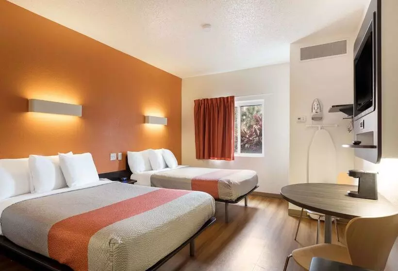 Motel 6orlando, Fl  International Dr