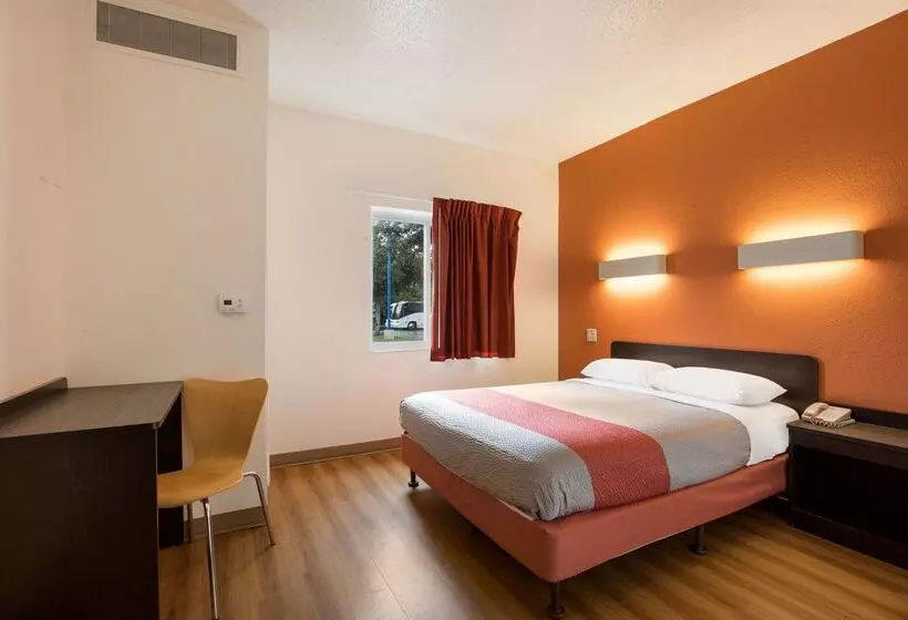 Motel 6orlando, Fl  International Dr