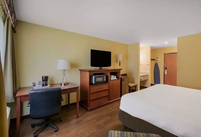 Мотель Americas Best Value Sandman Inn