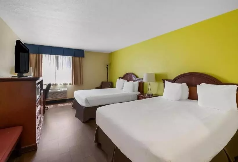 Мотель Americas Best Value Sandman Inn
