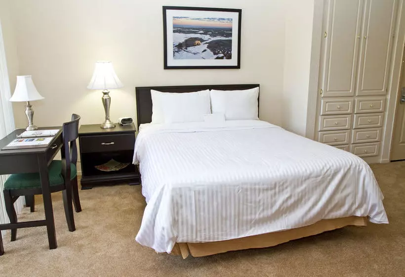 Avalon Toluca Hills by Oakwood