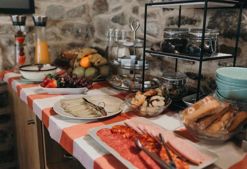 פנסיון Pr Campanas De San Juan