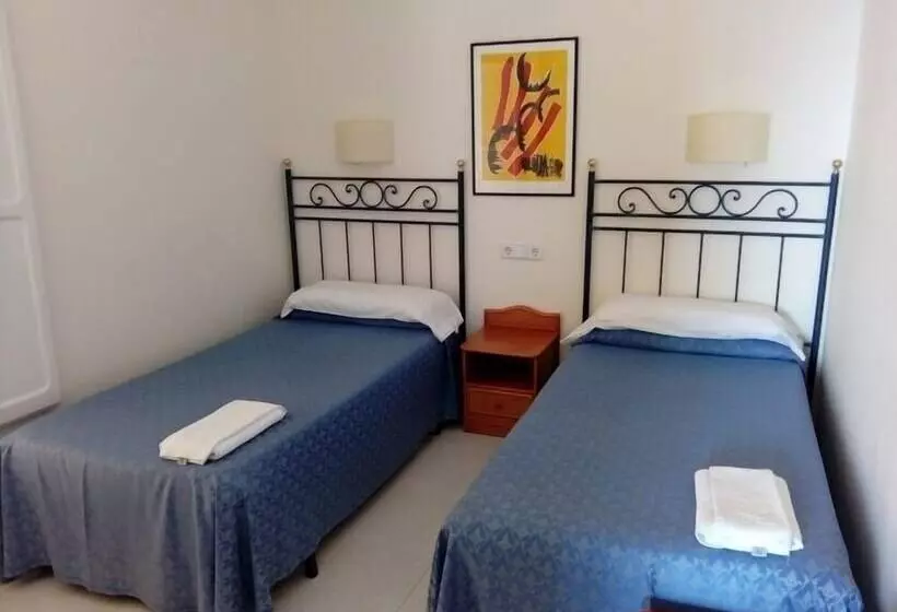 Apartamentos Delfin Aromar 4