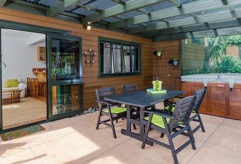 Coastal Chalet Suites Whangaroa