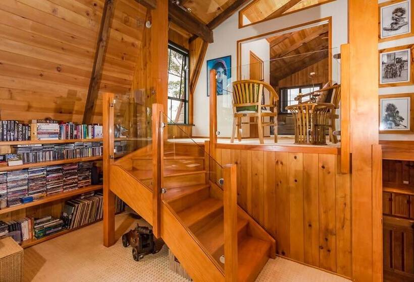 Coastal Chalet Suites Whangaroa