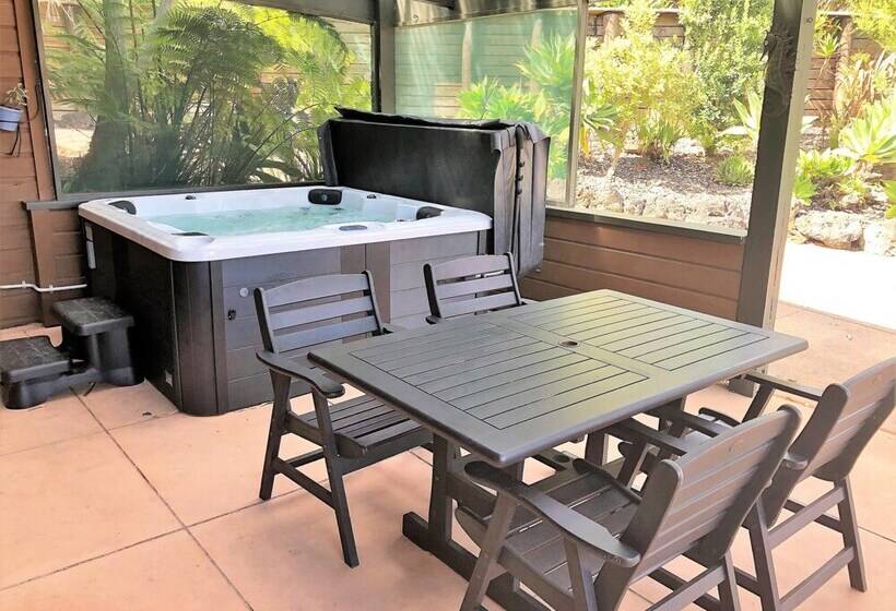 Coastal Chalet Suites Whangaroa