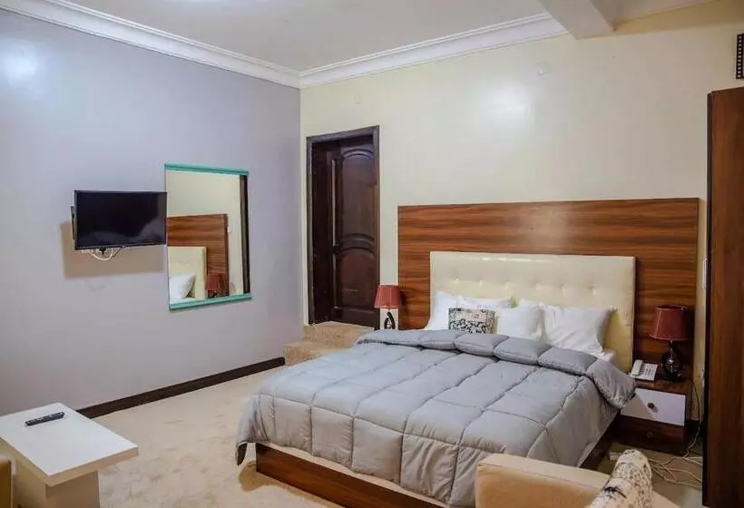 Ezra Boutique Hotel