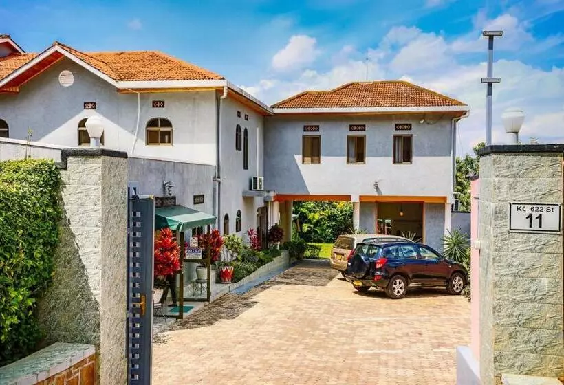 Ezra Boutique Hotel
