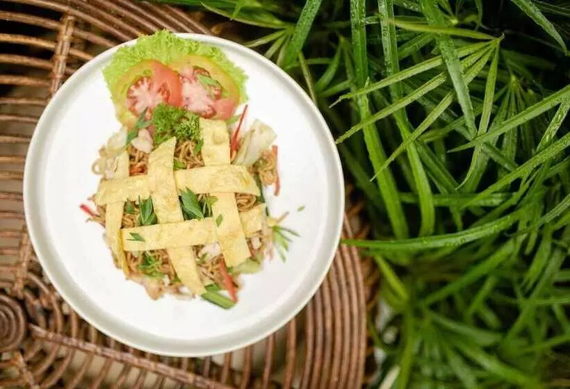 Ratan Uluwatu Hotel And Villas