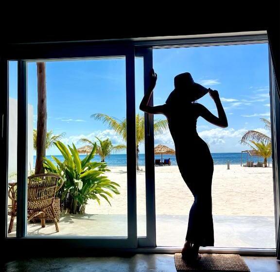 בית מלון כפרי The Secret Garden Koh Rong