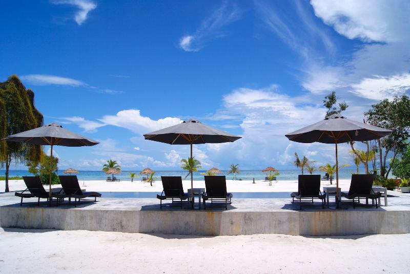 בית מלון כפרי The Secret Garden Koh Rong