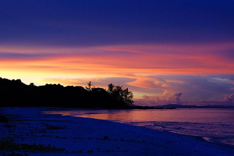 בית מלון כפרי The Secret Garden Koh Rong