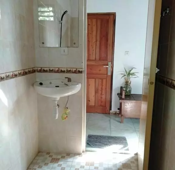 ペンション Bagus Bay Homestay