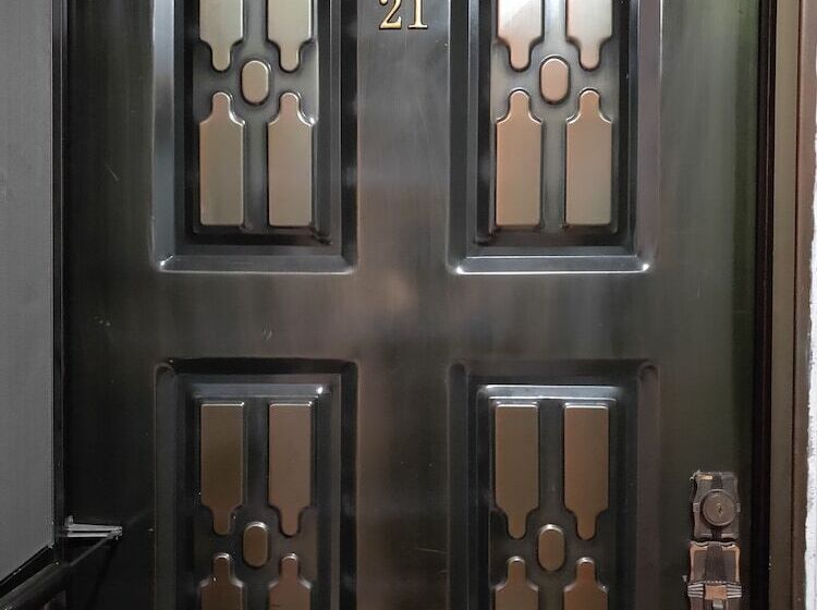 بنسيون Base Area