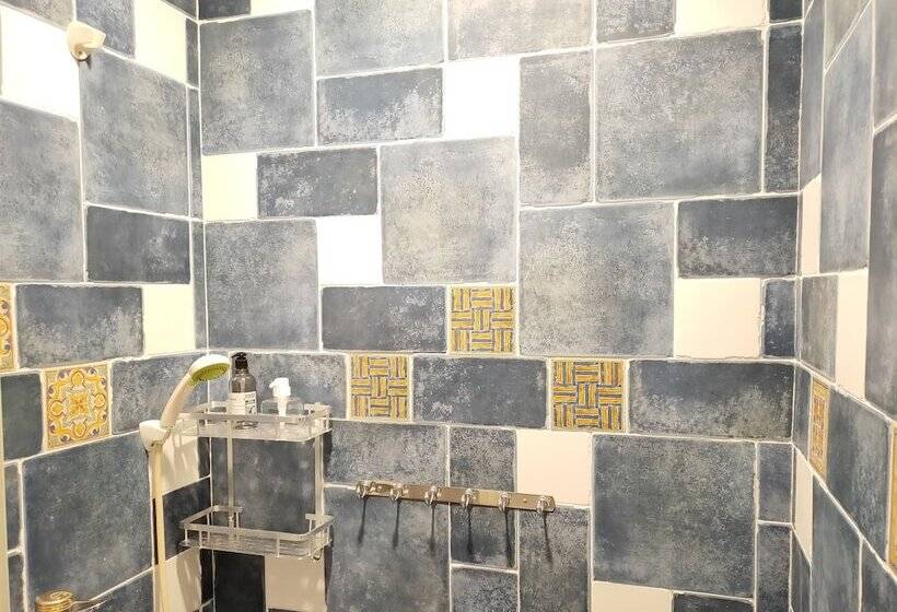 بنسيون Base Area