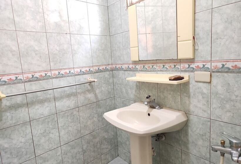 بنسيون Base Area