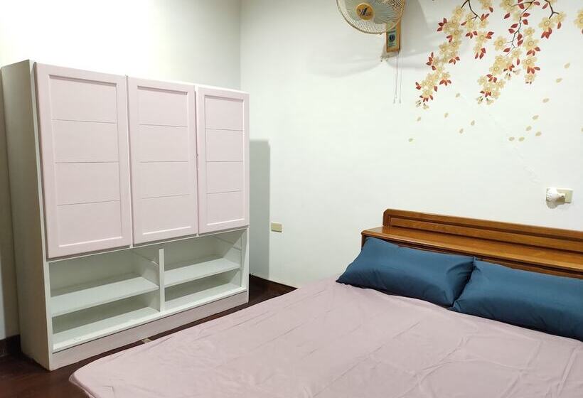 بنسيون Base Area