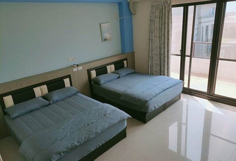 پانسیون Family Of Five Guesthouse