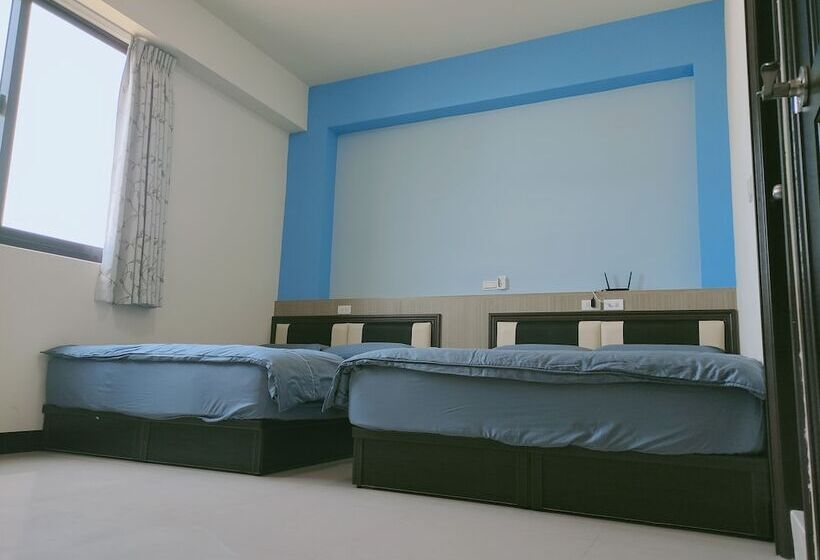 پانسیون Family Of Five Guesthouse