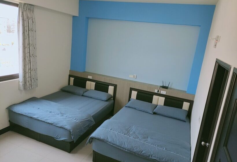 پانسیون Family Of Five Guesthouse