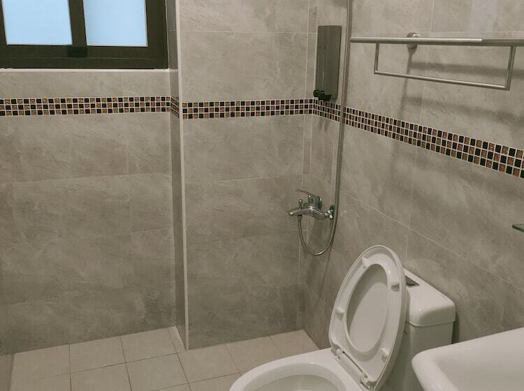 پانسیون Family Of Five Guesthouse