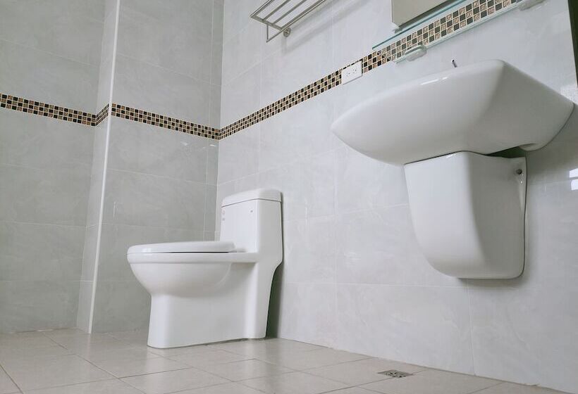 پانسیون Family Of Five Guesthouse