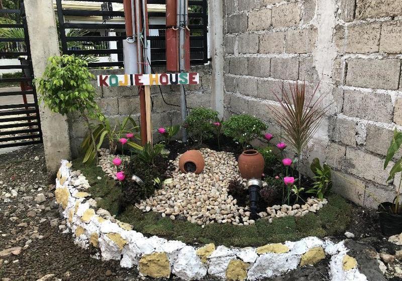 פנסיון Reddoorz At Kojie Guest House Moalboal