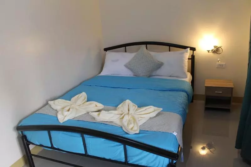 Majatalo Reddoorz At Kojie Guest House Moalboal