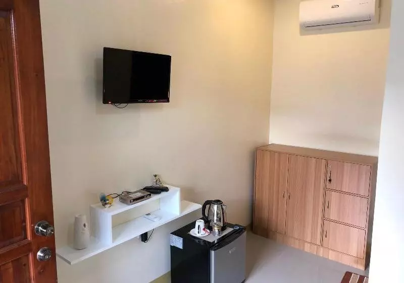 Majatalo Reddoorz At Kojie Guest House Moalboal