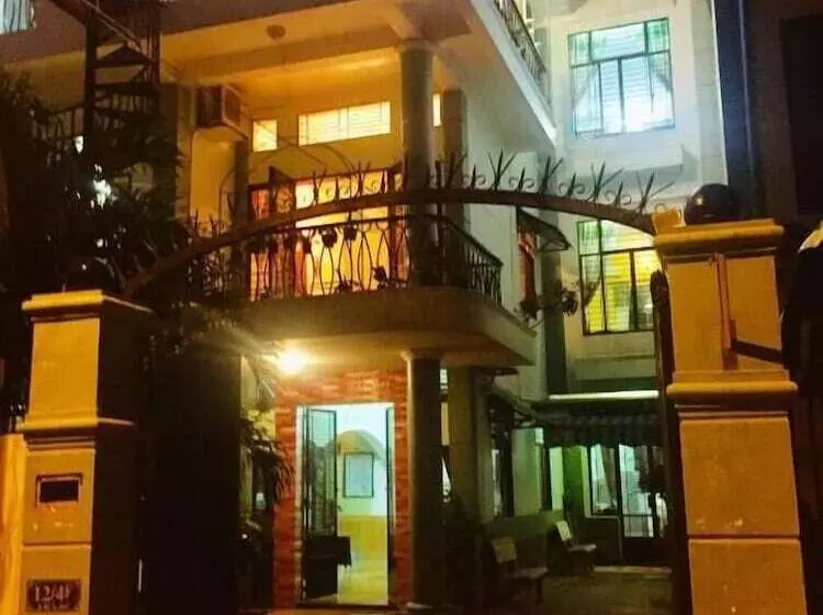 پانسیون Stay House