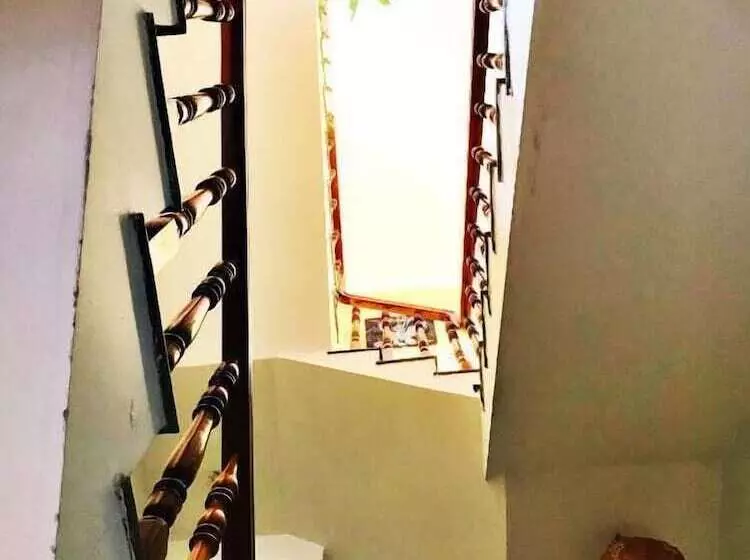 پانسیون Stay House