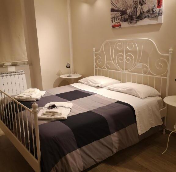 پانسیون Traiano Guest House