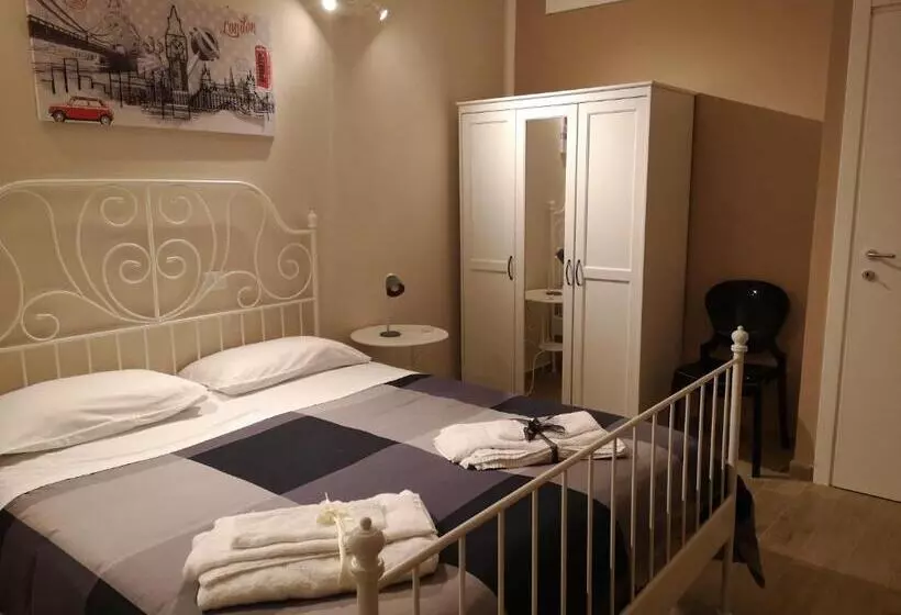 پانسیون Traiano Guest House