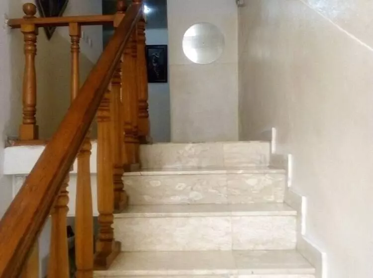 Petesville Hotel Calabar