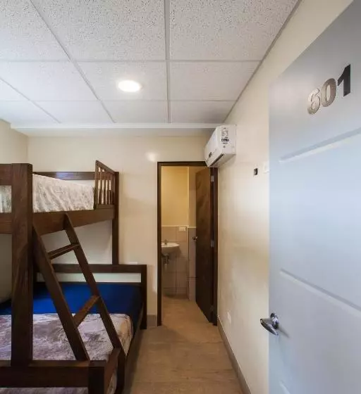 هتل Airport Inn Managua