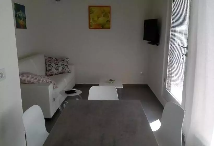 Maaseutuhotelli Tenuta Del Viandante