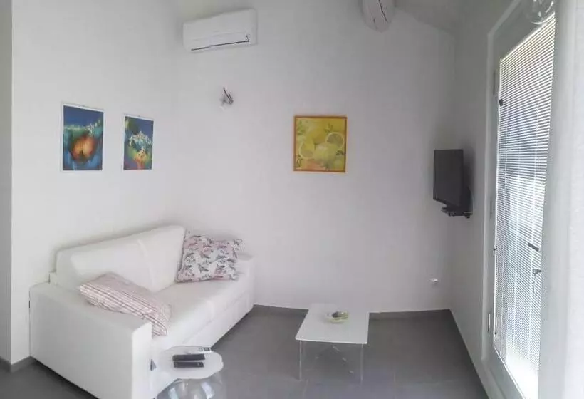 Maaseutuhotelli Tenuta Del Viandante