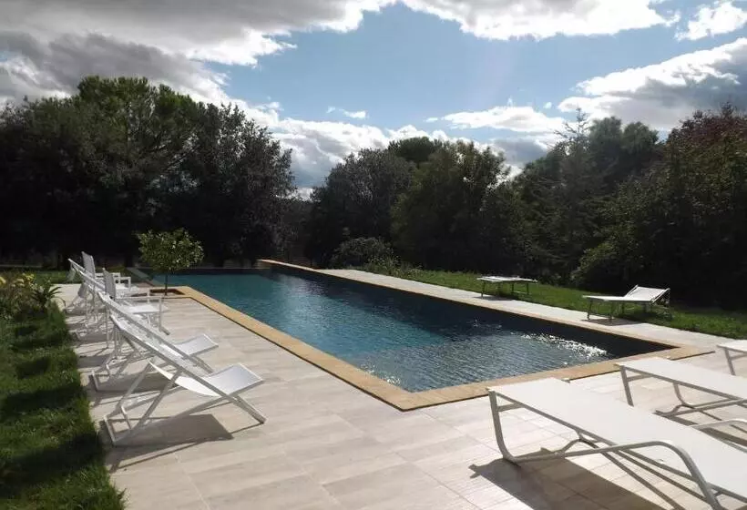 Maaseutuhotelli Tenuta Del Viandante